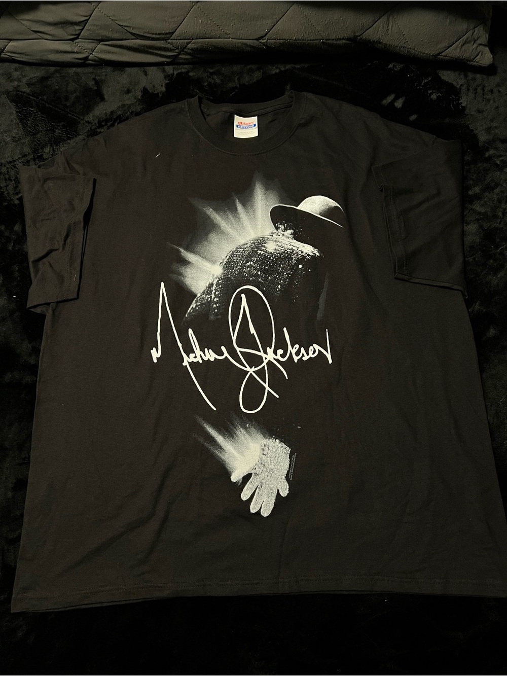 VTG Micheal Jackson Shirt Dated 2009